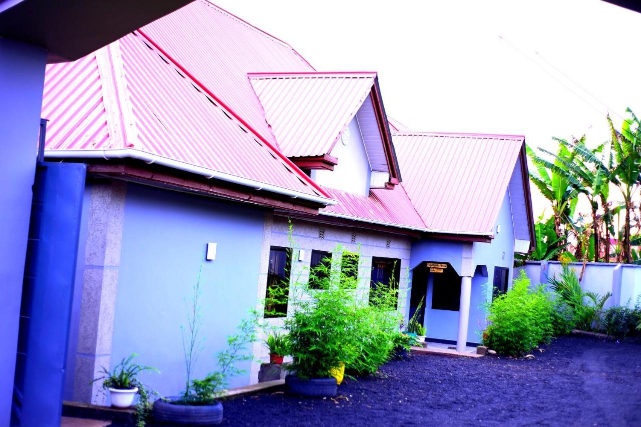 Safari Park House Bed & Breakfast Arusha Bagian luar foto