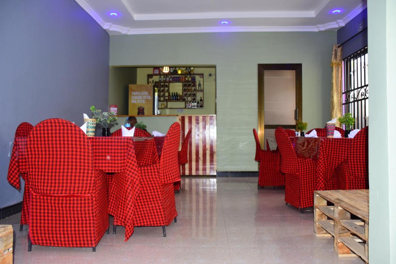 Safari Park House Bed & Breakfast Arusha Bagian luar foto