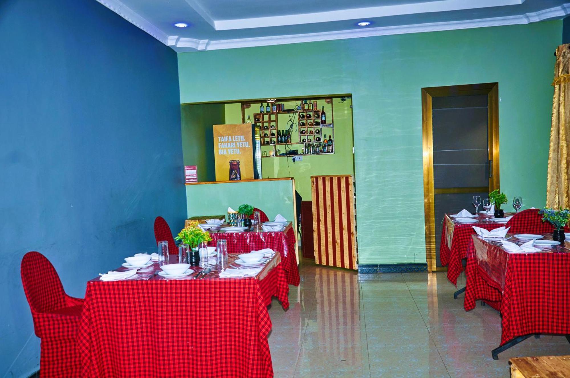 Safari Park House Bed & Breakfast Arusha Bagian luar foto