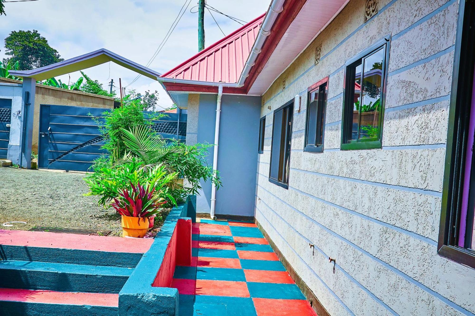 Safari Park House Bed & Breakfast Arusha Bagian luar foto