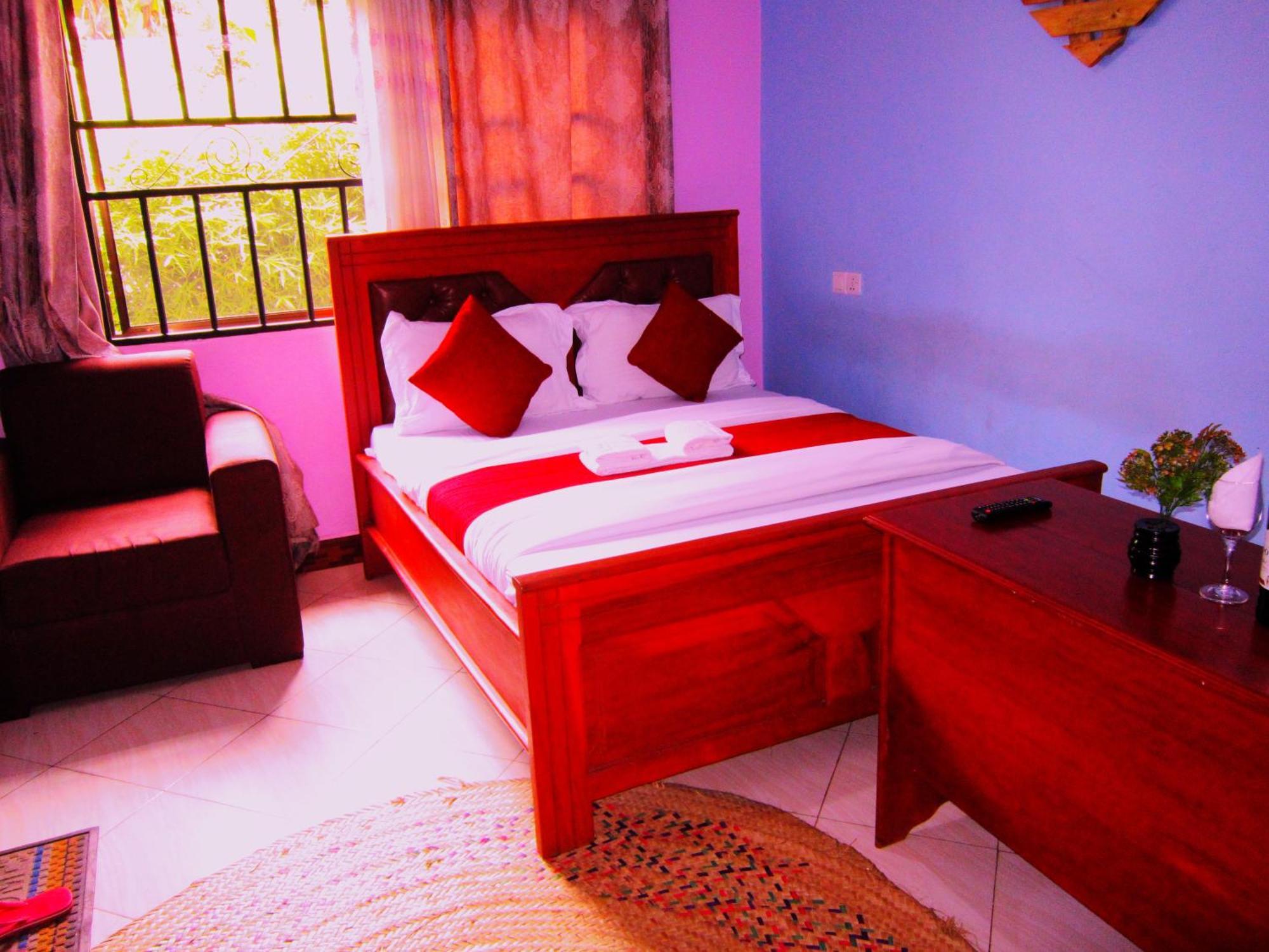 Safari Park House Bed & Breakfast Arusha Bagian luar foto