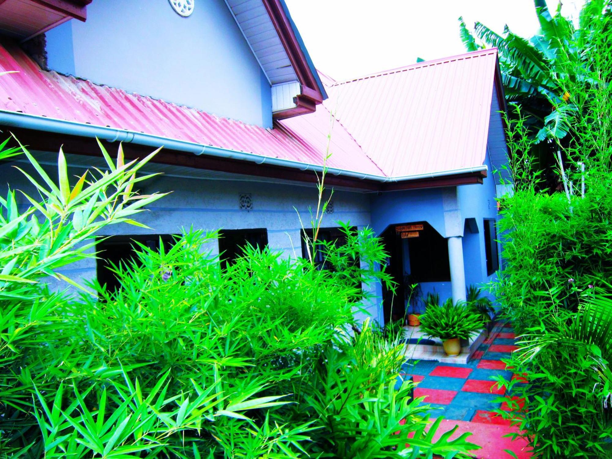 Safari Park House Bed & Breakfast Arusha Bagian luar foto