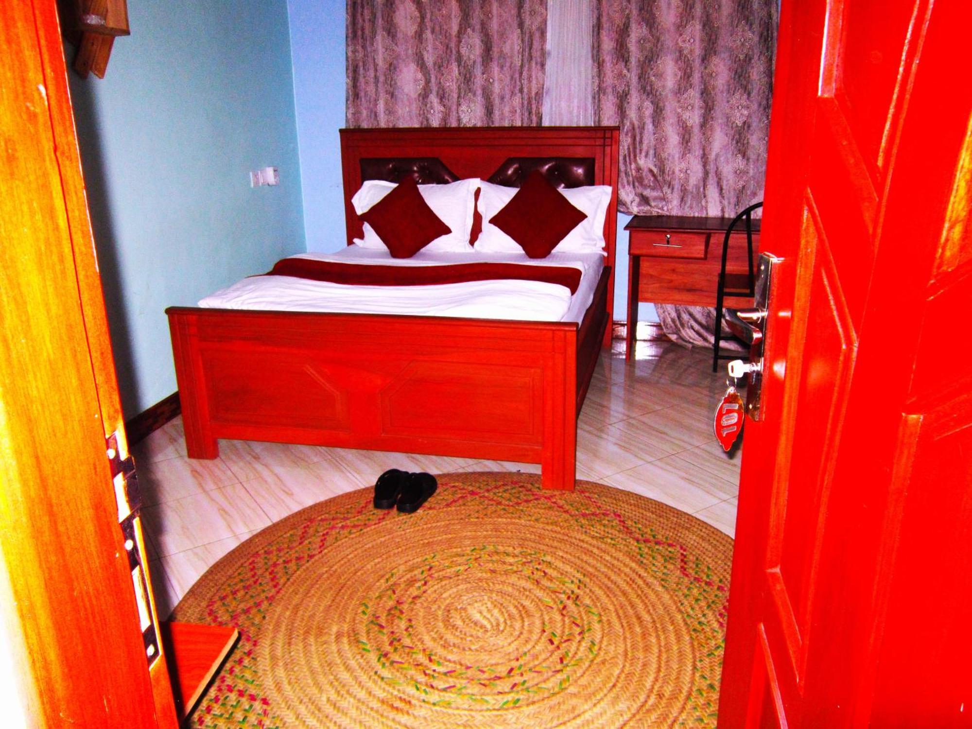 Safari Park House Bed & Breakfast Arusha Bagian luar foto
