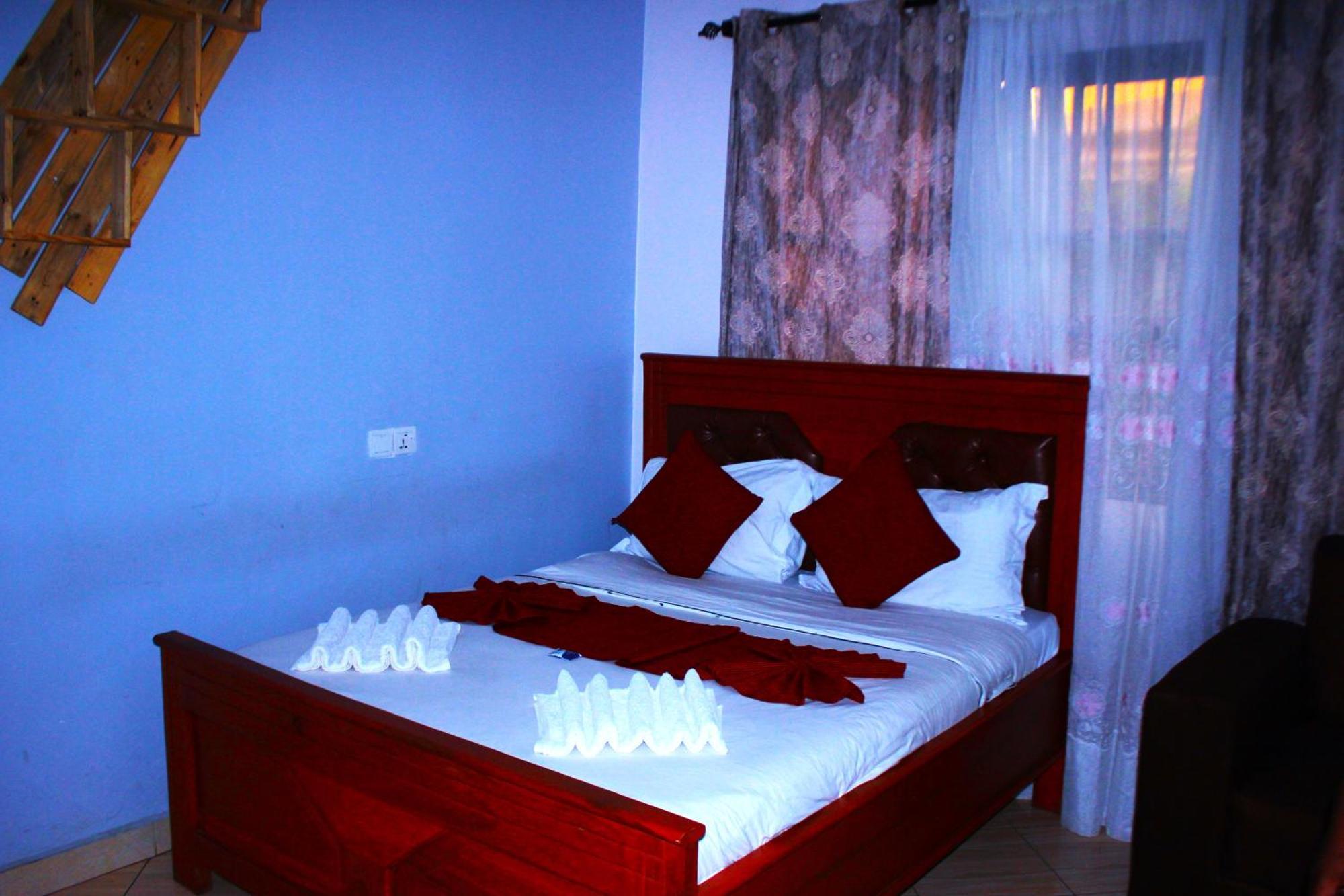 Safari Park House Bed & Breakfast Arusha Bagian luar foto